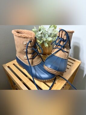 Jack Rogers Duck Boots W6